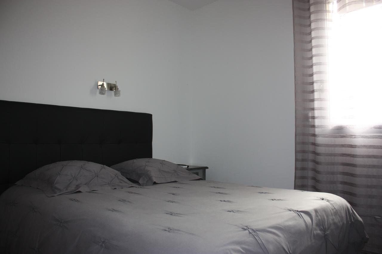 Hotel Le Midi Montaigu-de-Quercy Luaran gambar