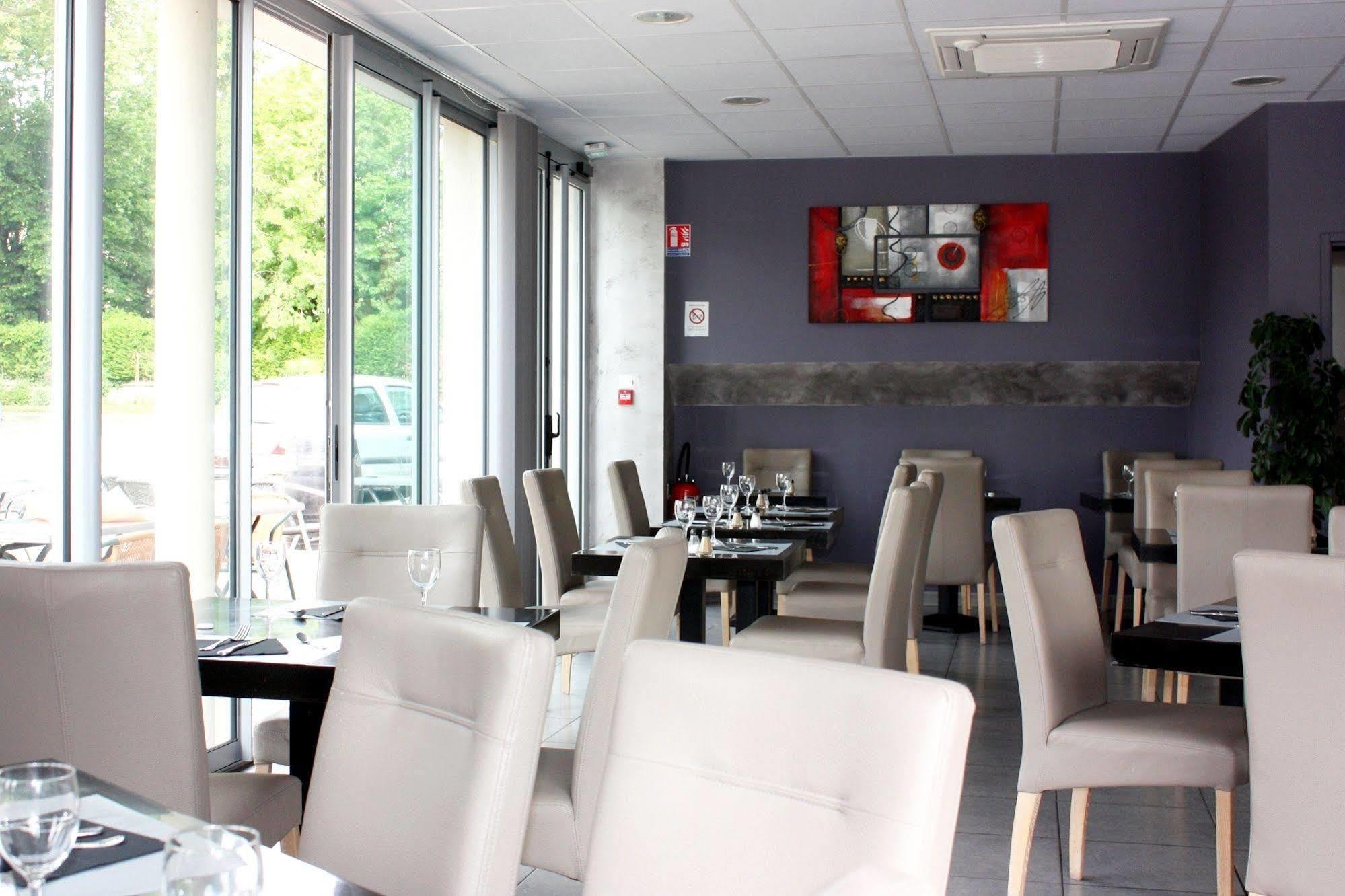 Hotel Le Midi Montaigu-de-Quercy Luaran gambar