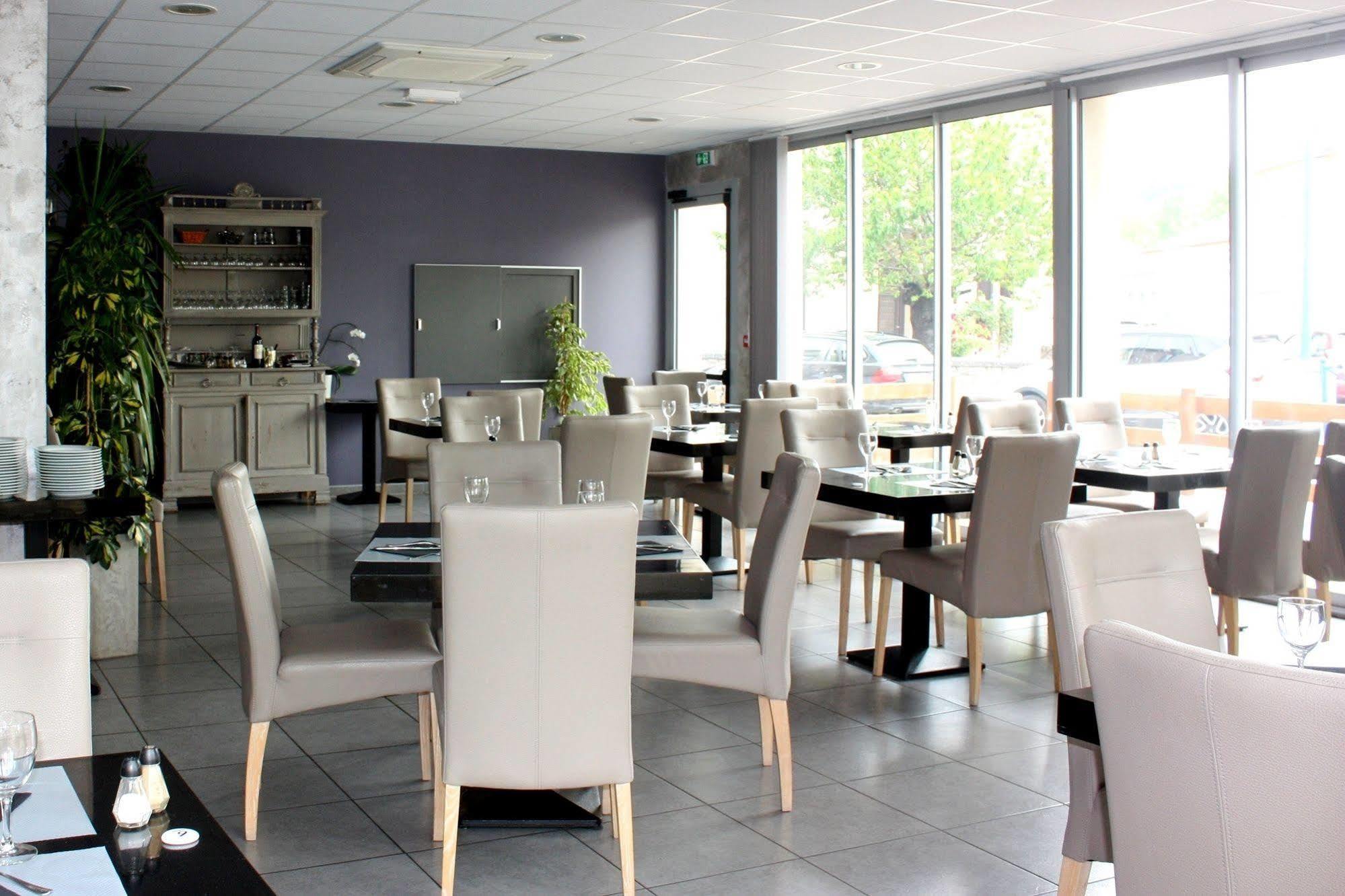 Hotel Le Midi Montaigu-de-Quercy Luaran gambar